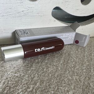 REM Beauty On the Collar Plumping Lip Gloss - Roll Up NWT